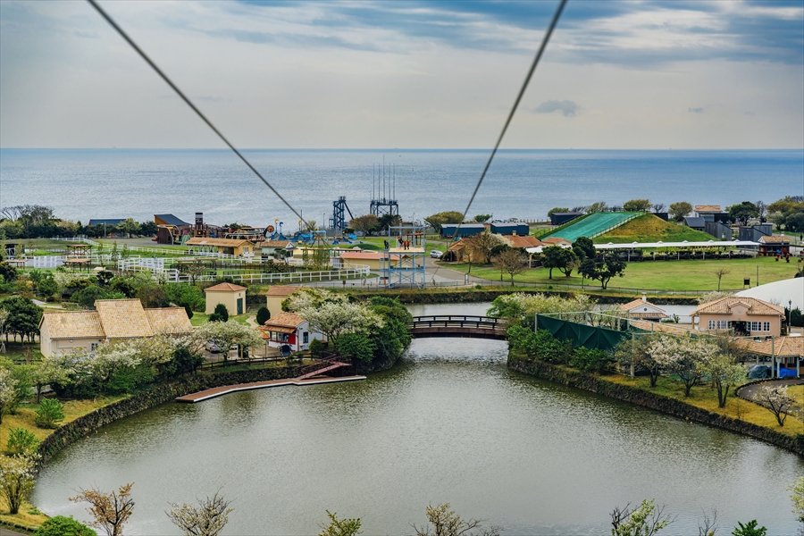 Soleil Hill - Zipline