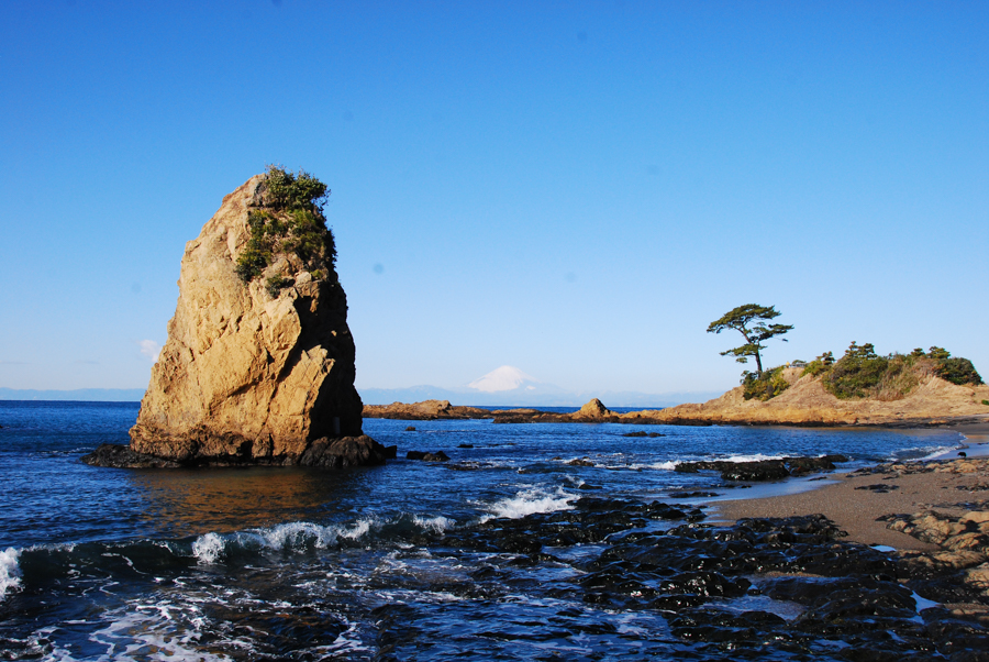Tateishi: A Spectacular Coastal View with Mt. Fuji