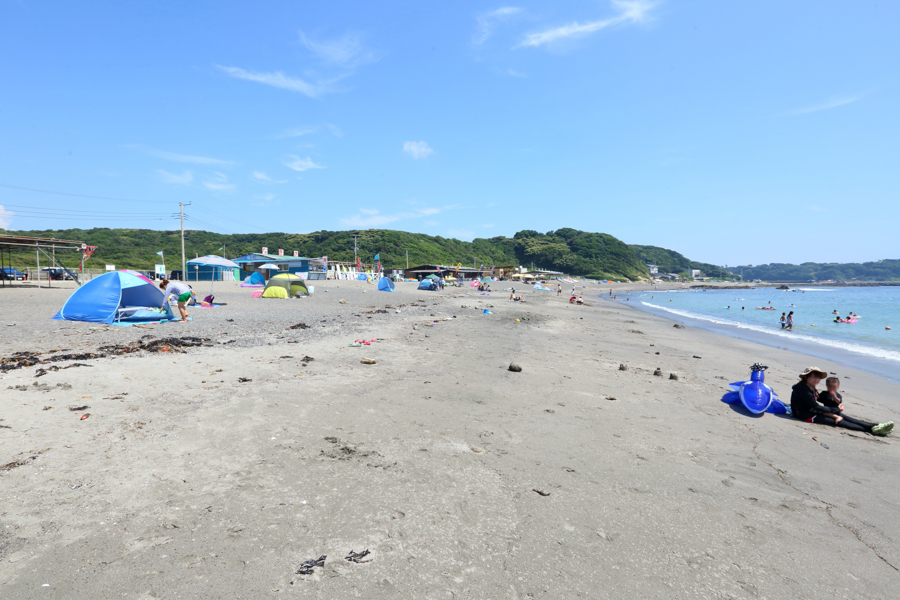 Wada Nagahama Beach